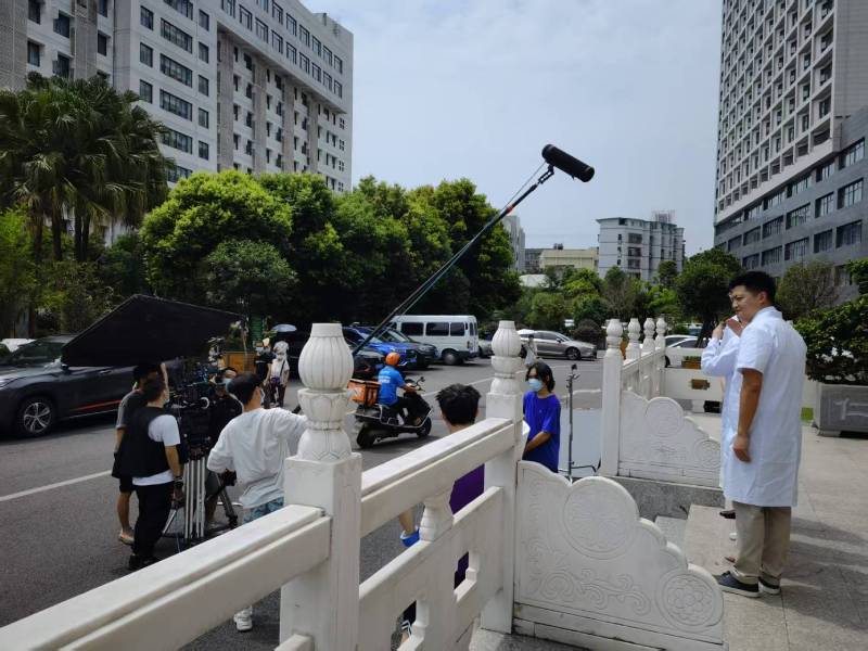 安达市广告片拍摄公司低成本实现高规格制作的诀窍